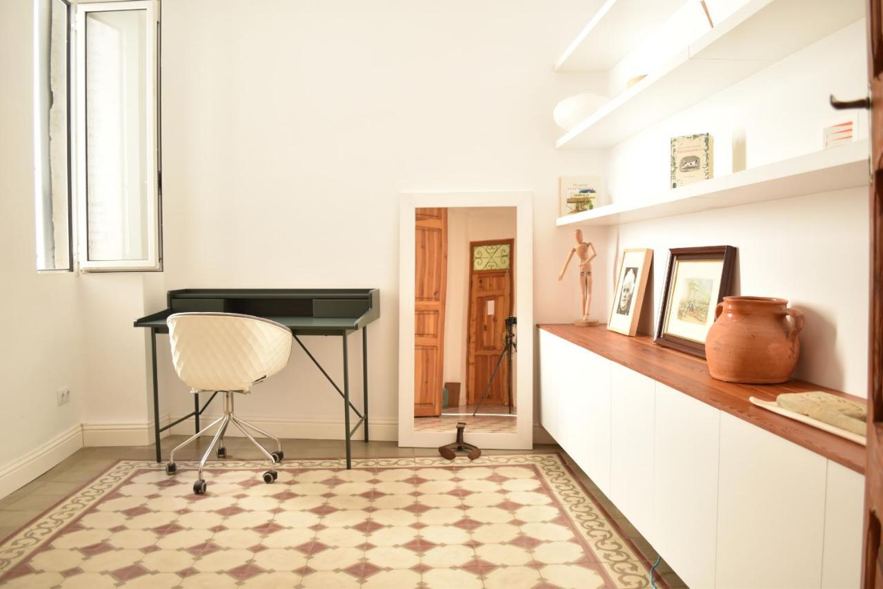 Gran Apartamento Cerca De Ruzafa Valencia Exterior photo